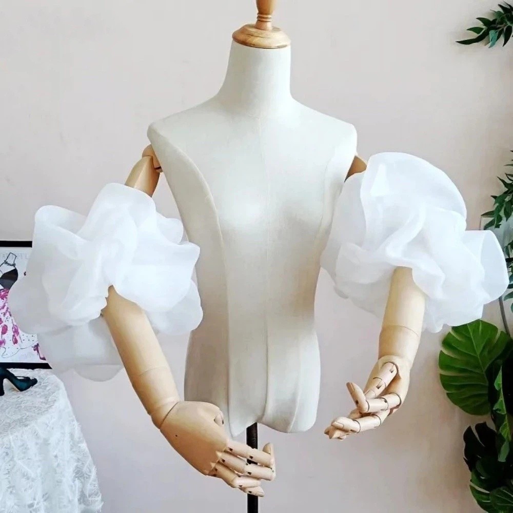 Winter Clothing Ladies - Eleganckie, bufiaste rękawy ślubne z organzy,
