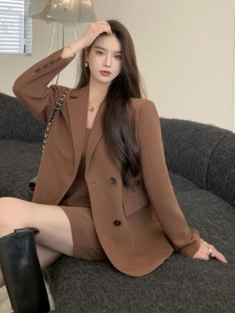Jesienno-zimowy brązowy elegan – Winter Clothing Ladies recenzja i cena